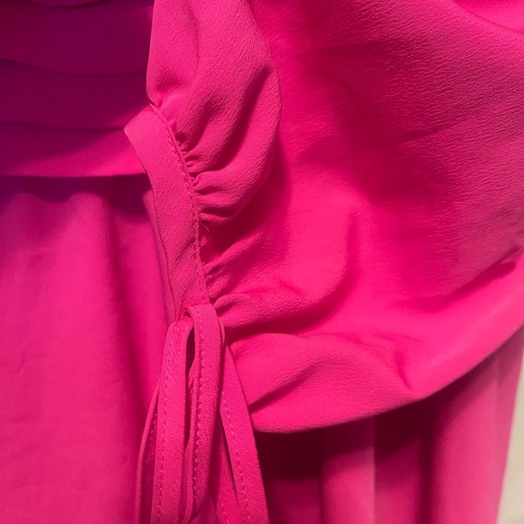 ELIZA J, Vibrant Pink dress with Ruffle Sleeve - Picture 11 of 11